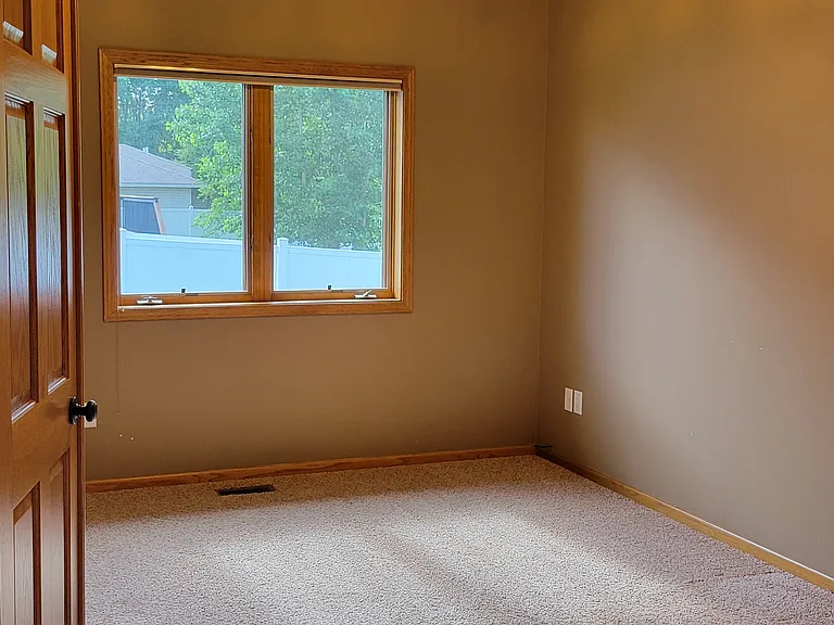 865 Cleveland Ave SW — Photo 12