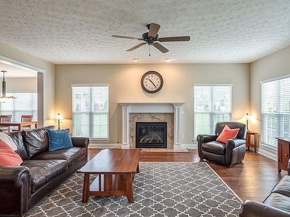 4th image of 1343 Reagan Ct