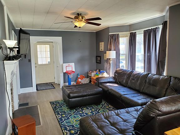 4th image of 318 Main St #1