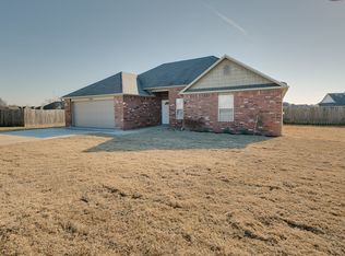 1305 Ash Ct, Pea Ridge, AR 72751
