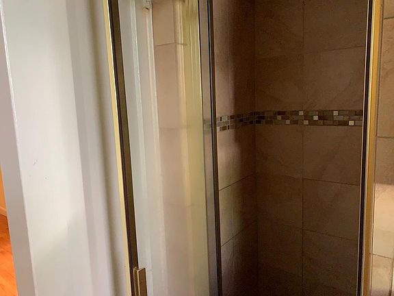 2nd image of 399 Matadero Ave