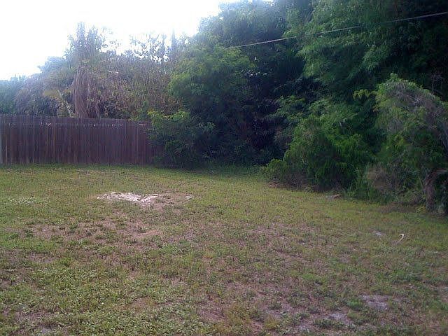 1st image of 956 SE West Virginia Dr