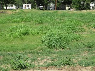 1207 Johnson Ave, Larned, KS 67550