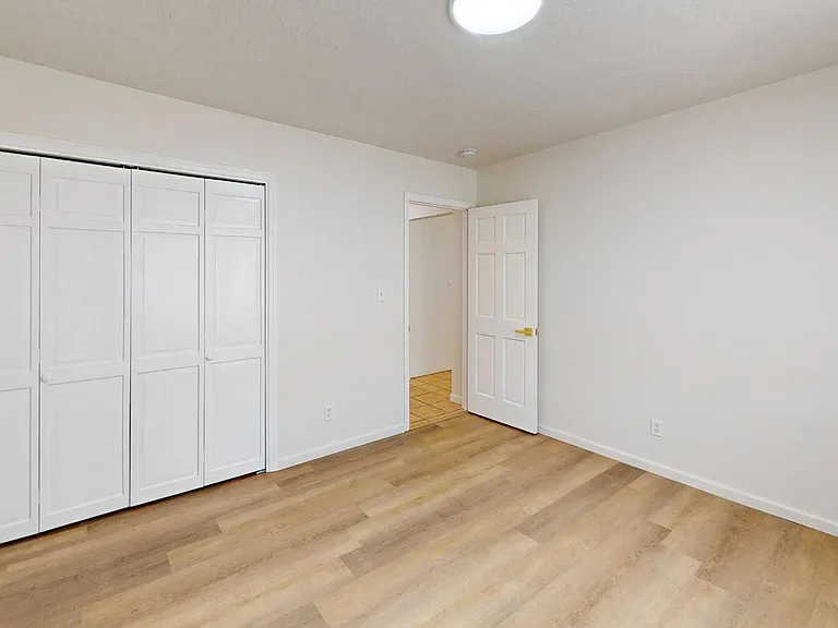 617A Madison St NE — Photo 11