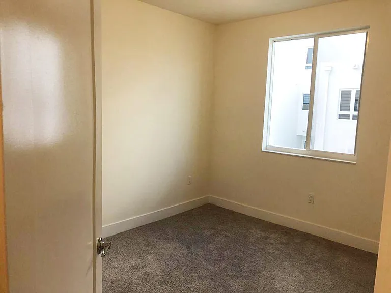 10229 NW 64th Ter #107 — Photo 14