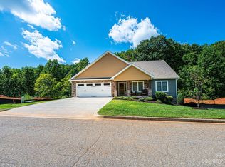 4089 Library Ln NW, Conover, NC 28613