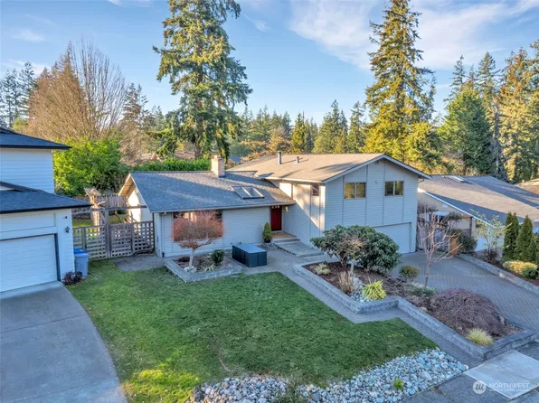 2621 169th Avenue NE, Bellevue, WA 98008