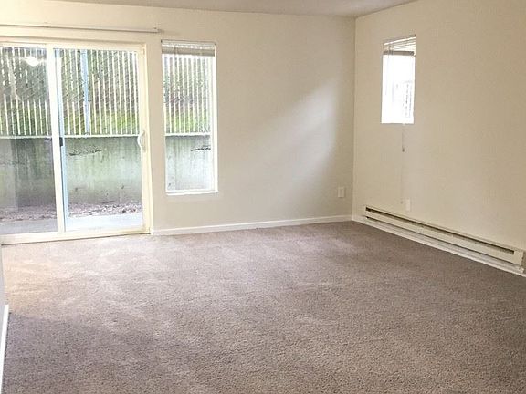 4th image of 10225 SE 239th St APT 06