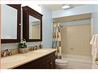 4th image of 586 Torland Ct