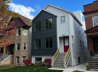 4243 N Damen Ave #1R, Chicago, IL 60618