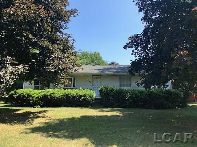 1st image of 3147 N Adrian Dr