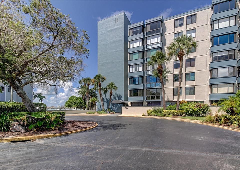 1st image of 644 Island Way APT 108
