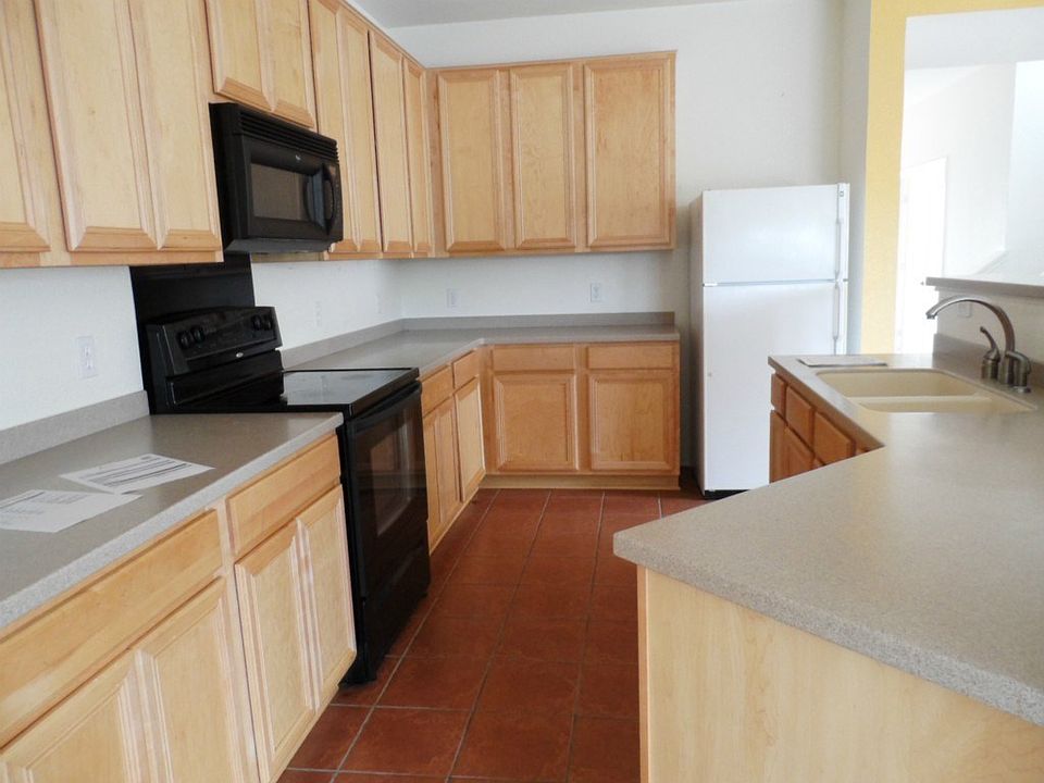 2nd image of 1616 Bayland St