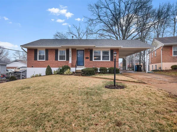 9108 Damson Dr, Saint Louis, MO 63123