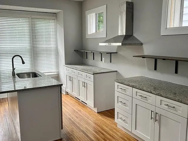 770 Linwood Ave — Photo 3