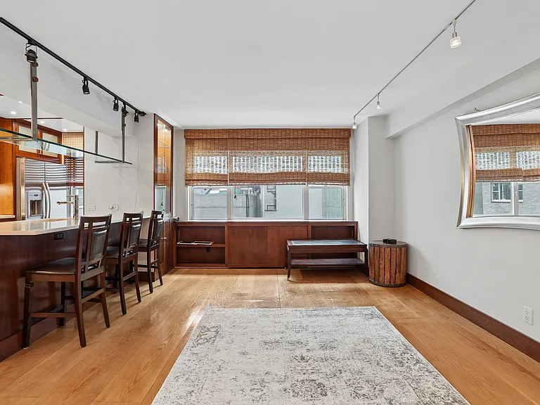 100 W 57th St #6R — Photo 6