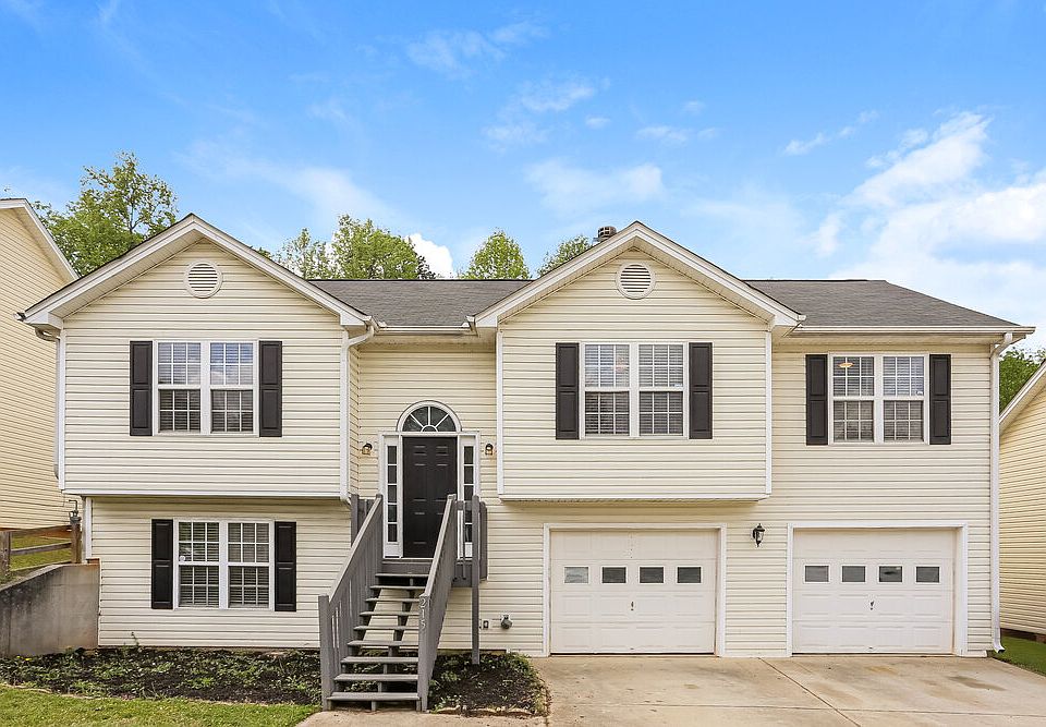 1st image of 215 Ashland Manor Dr