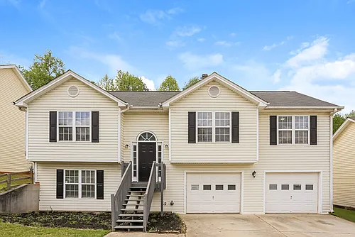 215 Ashland Manor Dr Photo 1