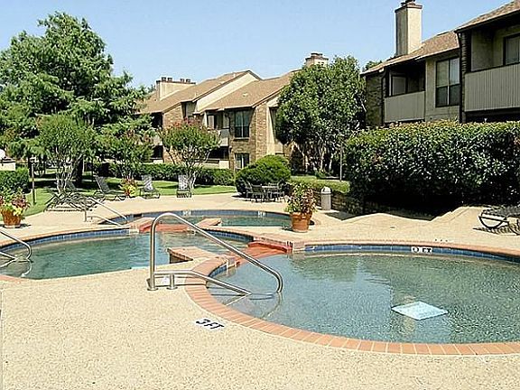 3rd image of 1104 Horizon Trl APT 2814