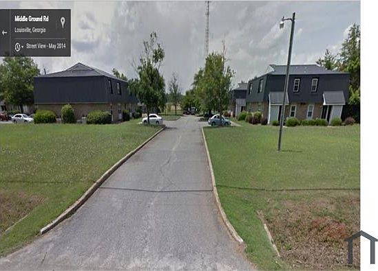 2nd image of 5111 Middleground Rd