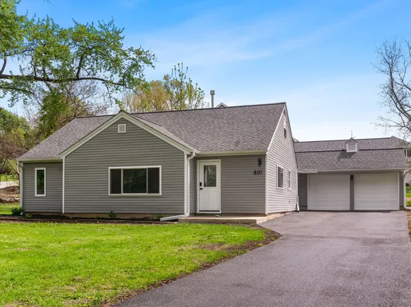 801 Fulton St, South Elgin, IL 60177