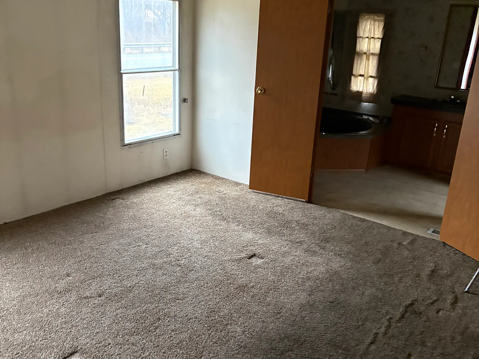 2 bed, 750 sqft, $850 — Photo 3