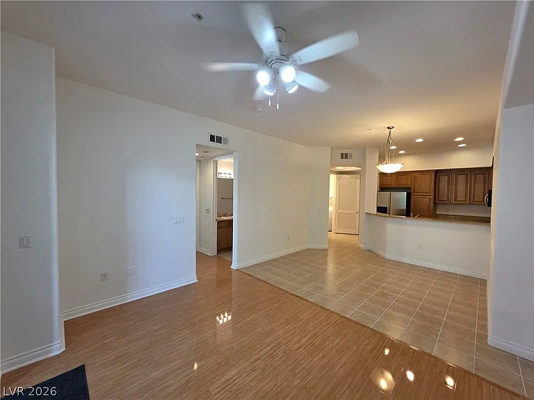 62 E Serene Ave #225 — Photo 43