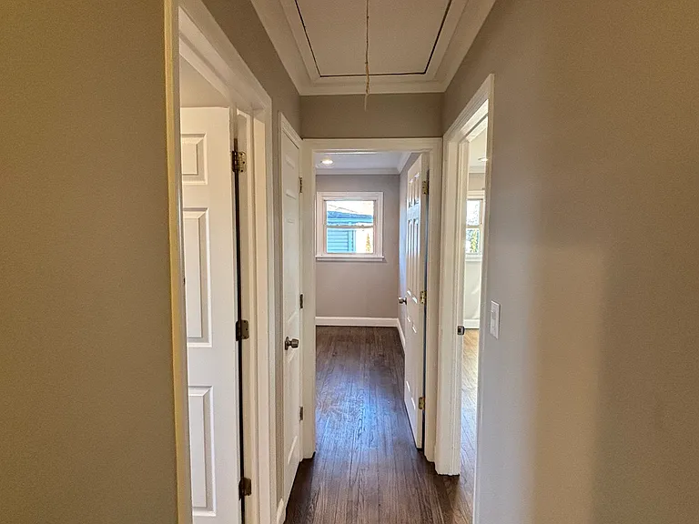 Merrick Rd — Photo 9