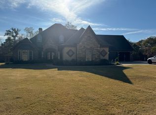 125 Brisbane Dr, Longview, TX 75605