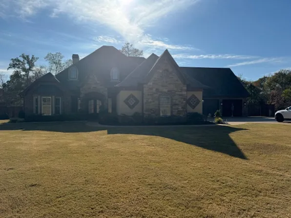 125 Brisbane Dr, Longview, TX 75605