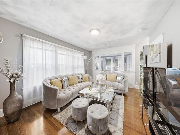 3rd image of 42 Riverview Ave