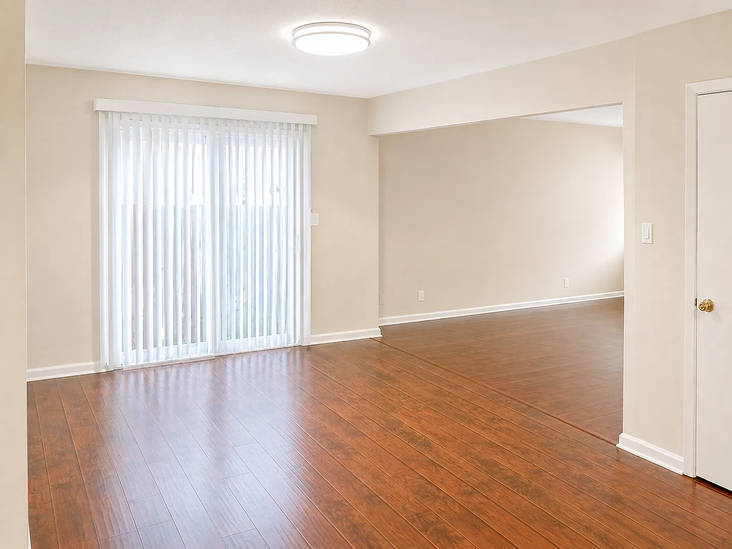 Very Nice 3 bedroom 1 bathroom duplex — Photo 4