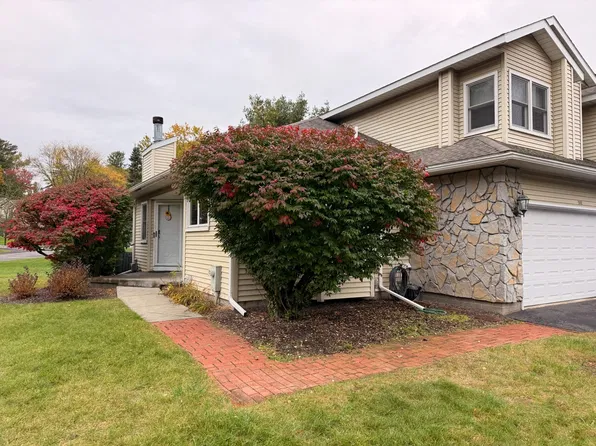 502 Highwood Cir, Albany, NY 12203