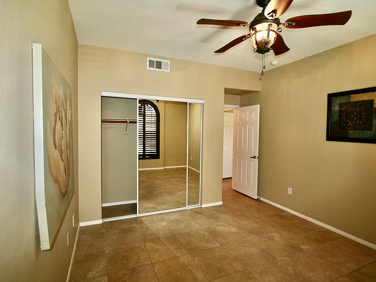 820 Canterra St #2052 — Photo 29