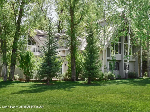 2985 N Alder Wood Ln, Wilson, WY 83014