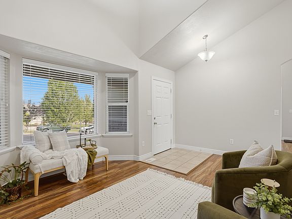 5th image of 451 W Misty Sage Way S