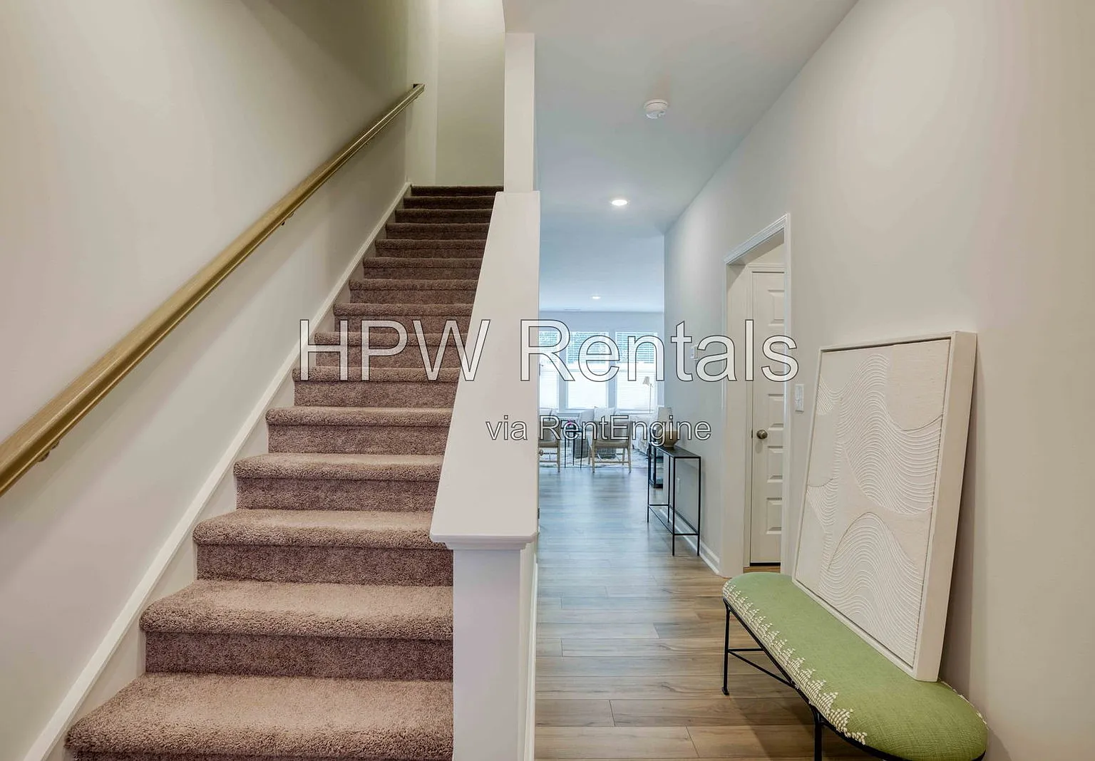 3 bed, 2.5 bath, 1760 sqft, $1,850 — Photo 2
