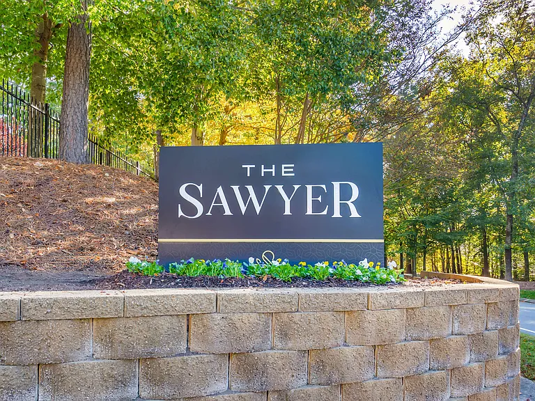 The Sawyer — Photo 15
