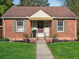 224 S Josephine Ave, Pontiac, MI 48341