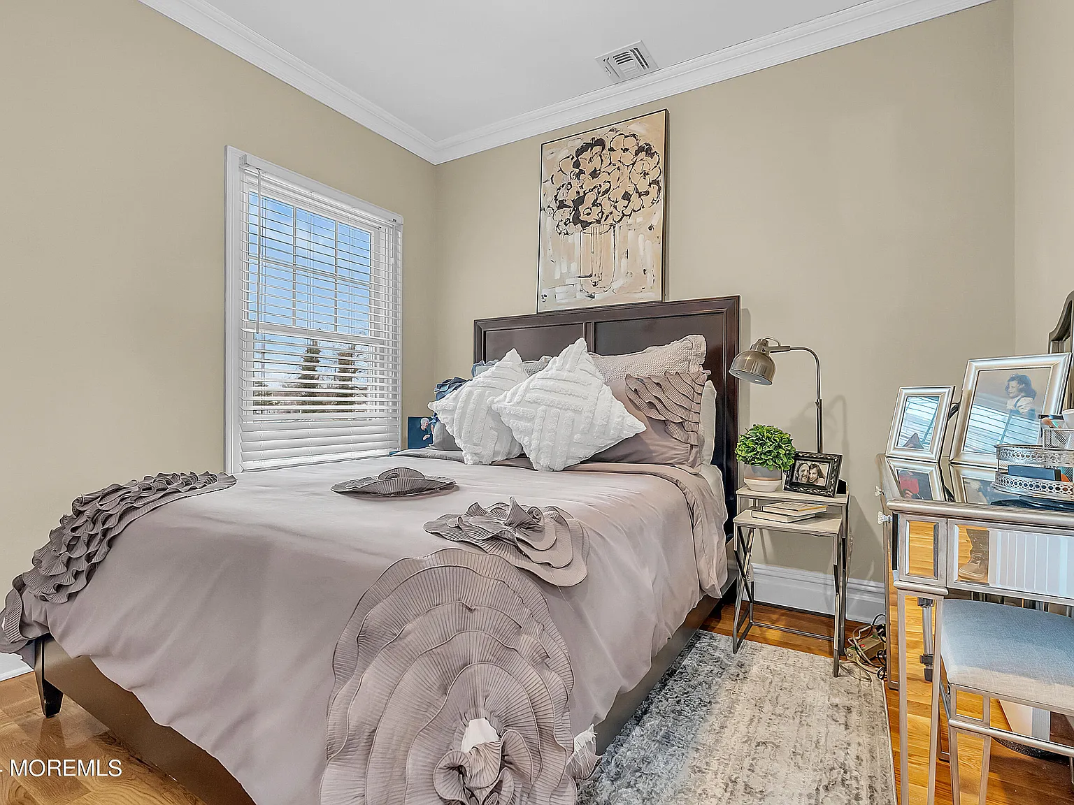2 bed, $3,500 — Photo 4
