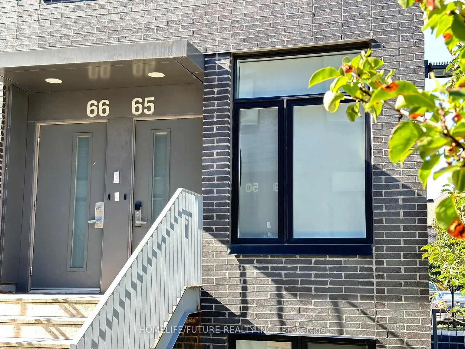 2 bed, $950 — Photo 2