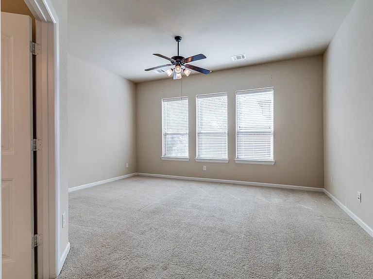 9509 Bewley Ct — Photo 17