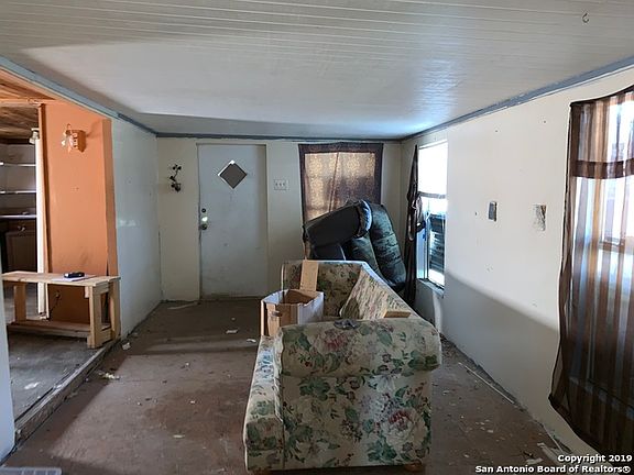 5th image of 2341 Royal Oaks Dr