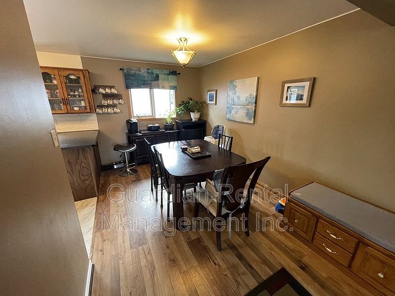 249 Clarkson St S, Thunder Bay, ON P7B 4X3 Zillow