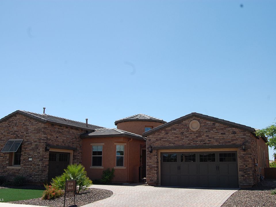 1st image of 28246 N 128th Dr