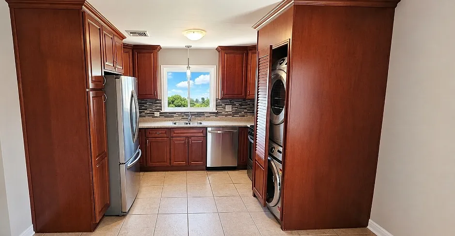 3 bed, $2,850 — Photo 3