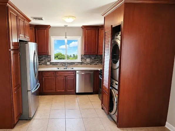 32 John St #2, Lodi, NJ 07644
