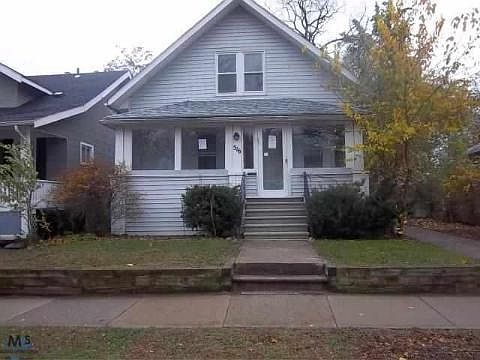 2nd image of 516 E Lewiston Ave