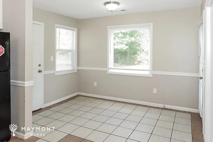 207 Cedar Creek Cir — Photo 4