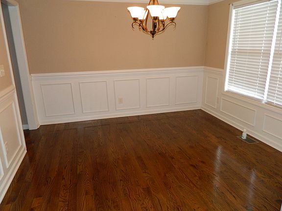 2nd image of 3578 Southwood Dr
